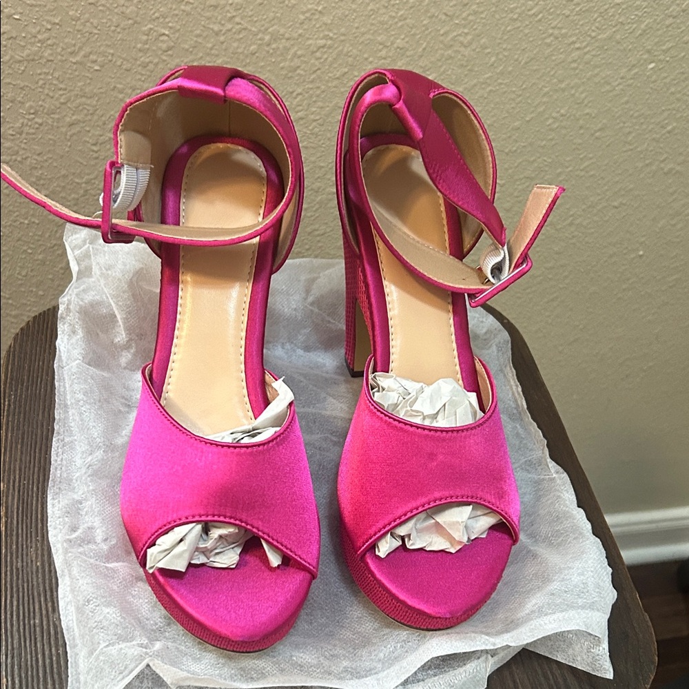 Hot pink stylish heels